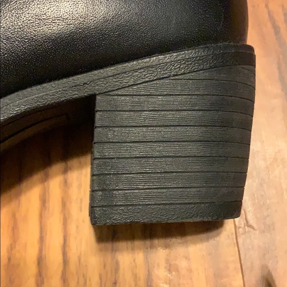 Women’s dav weatherproof leather bootie. - Picture 5 of 5